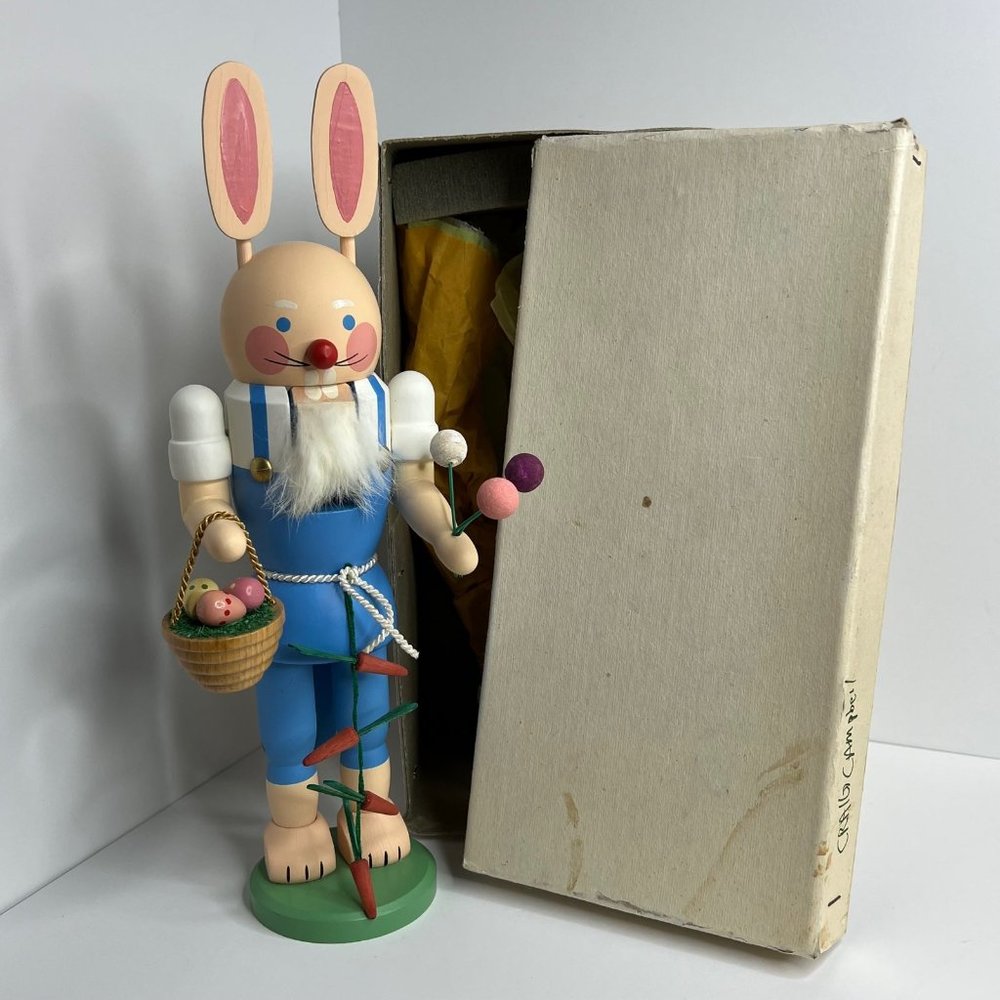 Rare Country Bunny Nutcracker Vintage Erzgebirgische Volkskunst Germany in Box